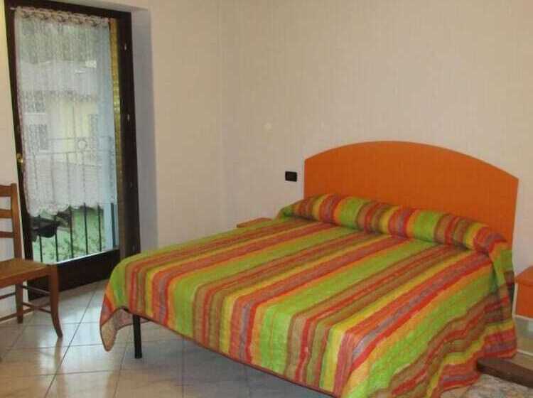 민박 Room In Apartment Agriturismo Rocca Dei Marchesi