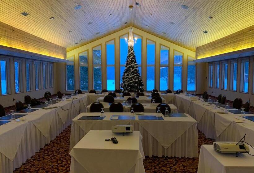 בית מלון כפרי Hôtel Et Centre De Villégiature Lac Carling