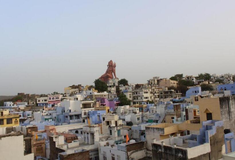 ホテル Shri Anand Dham, Nathdwara   125 Meters Away From The Temple