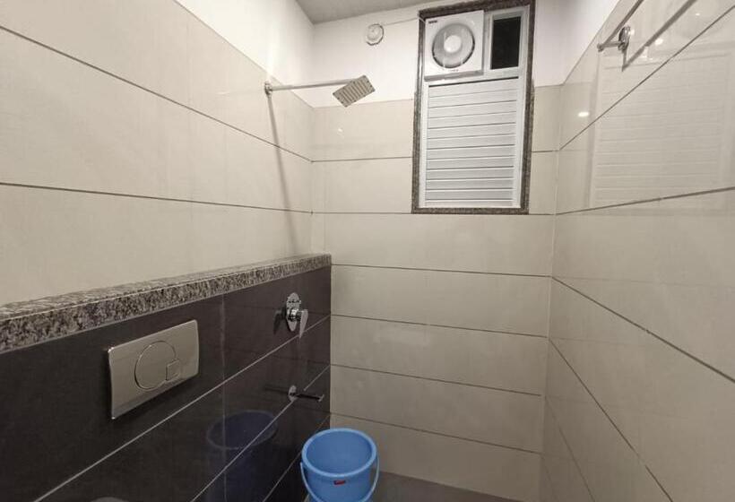 ホテル Shri Anand Dham, Nathdwara   125 Meters Away From The Temple