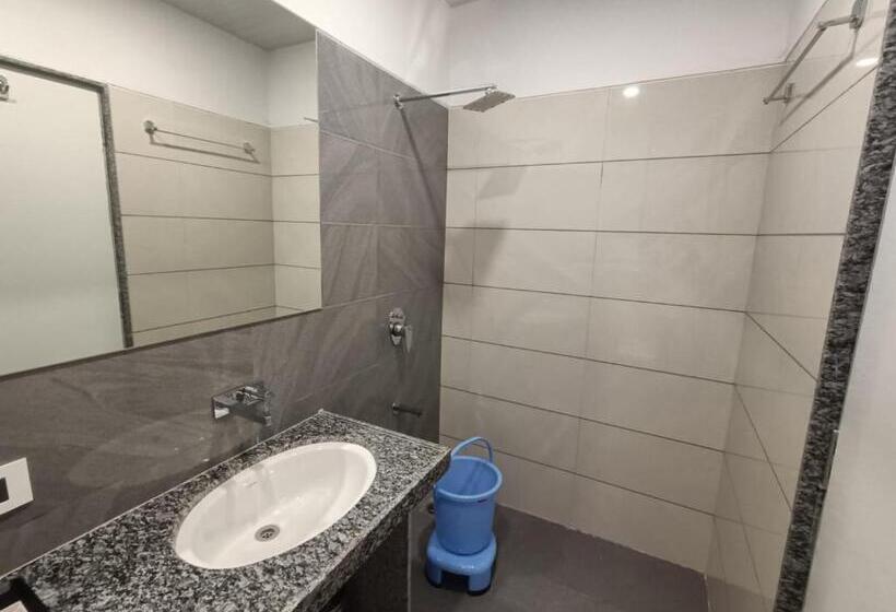 ホテル Shri Anand Dham, Nathdwara   125 Meters Away From The Temple