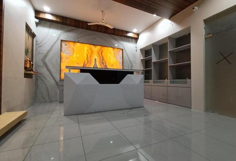 ホテル Shri Anand Dham, Nathdwara   125 Meters Away From The Temple