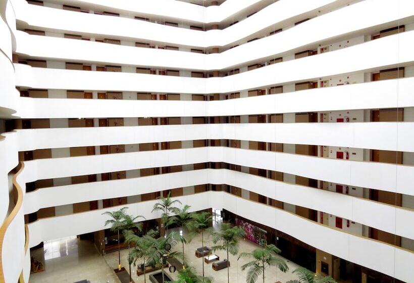 Piazza Diroma Com Acesso Ao Acqua Park   Edilane