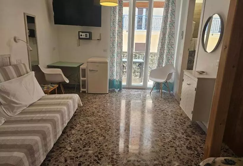 ペンション A Polignano Rooms
