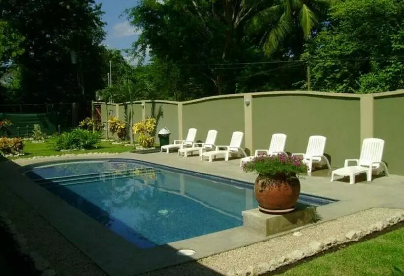ホテル Dantita  Pitaya Lodge Sleeps 4