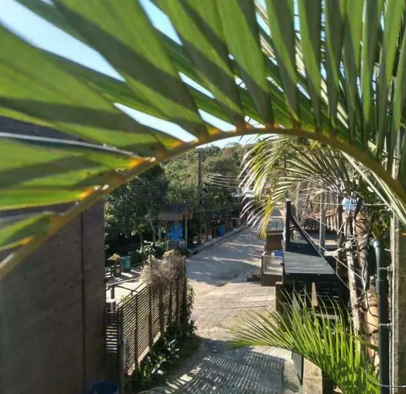 Casamarela Hostel