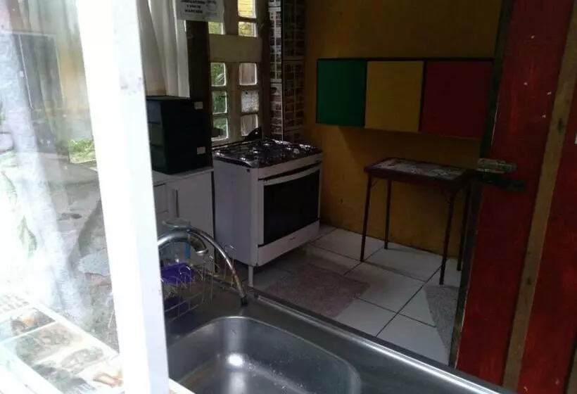 Casamarela Hostel