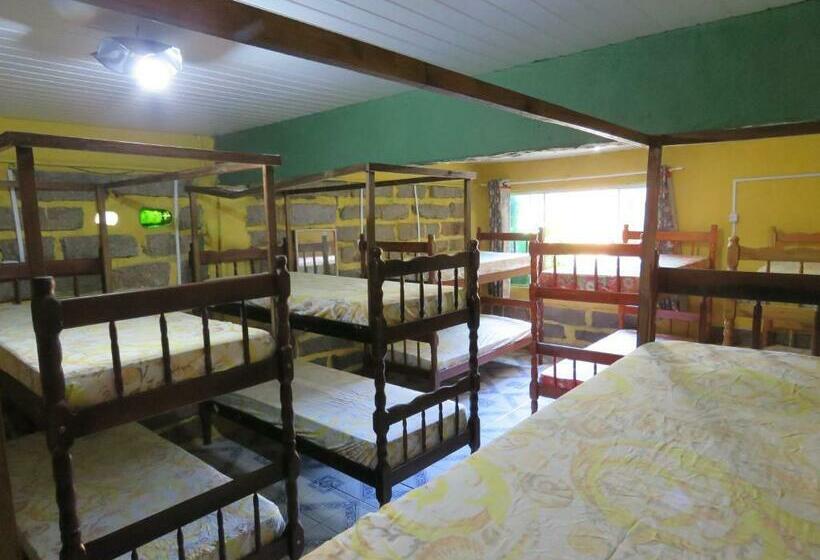 Casamarela Hostel