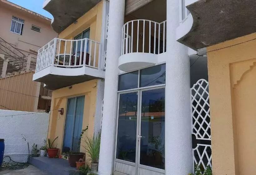 هتل Obelix Apartment