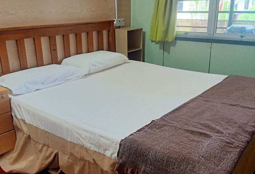 Hotel Oyo 90366 Home Valley Guesthouse Tambunan