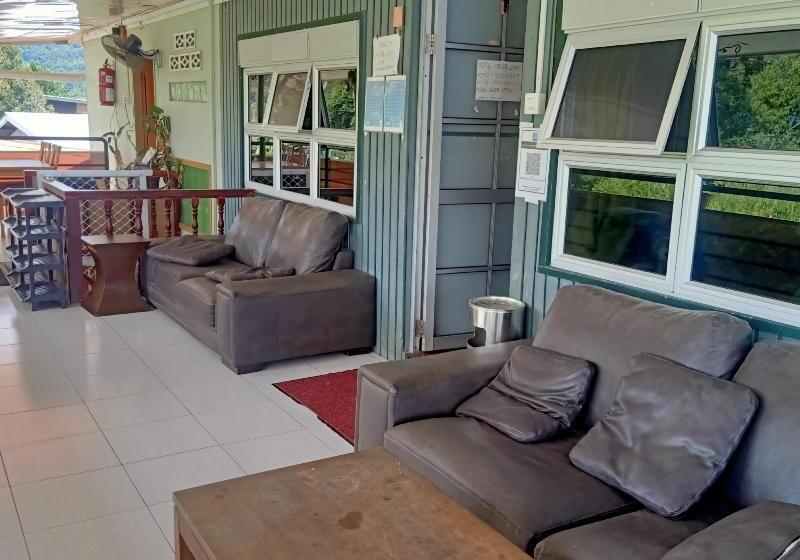 Hotel Oyo 90366 Home Valley Guesthouse Tambunan