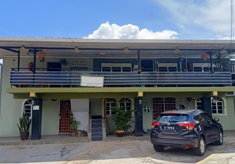 Hotel Oyo 90366 Home Valley Guesthouse Tambunan