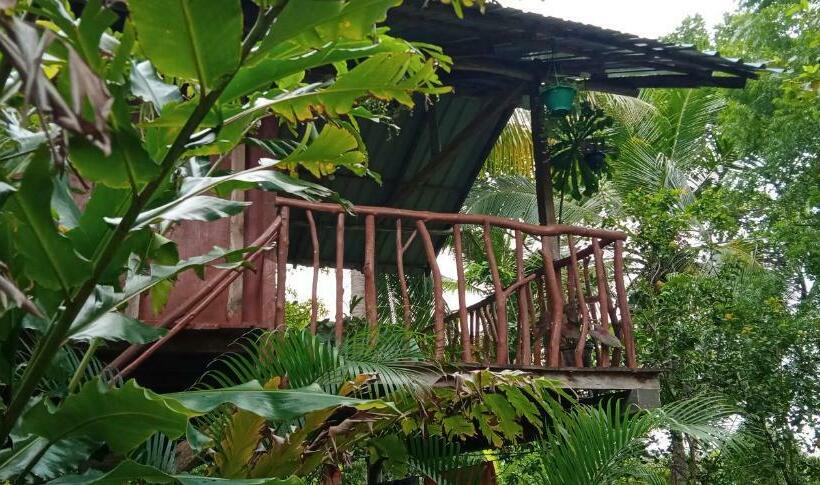 Hotel Sigiri Panaromic Tree House