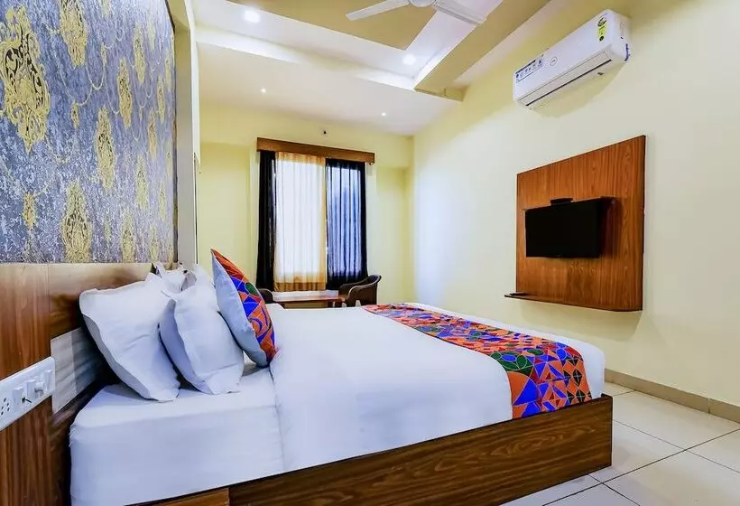 Fabhotel Lavishka Palace