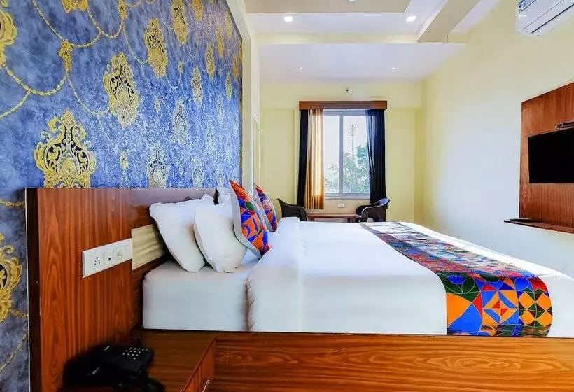 Fabhotel Lavishka Palace