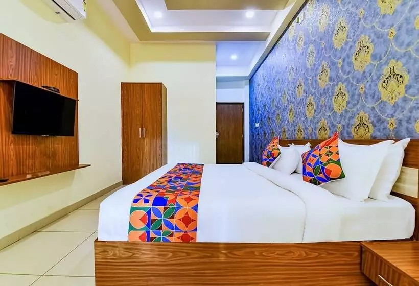 Fabhotel Lavishka Palace
