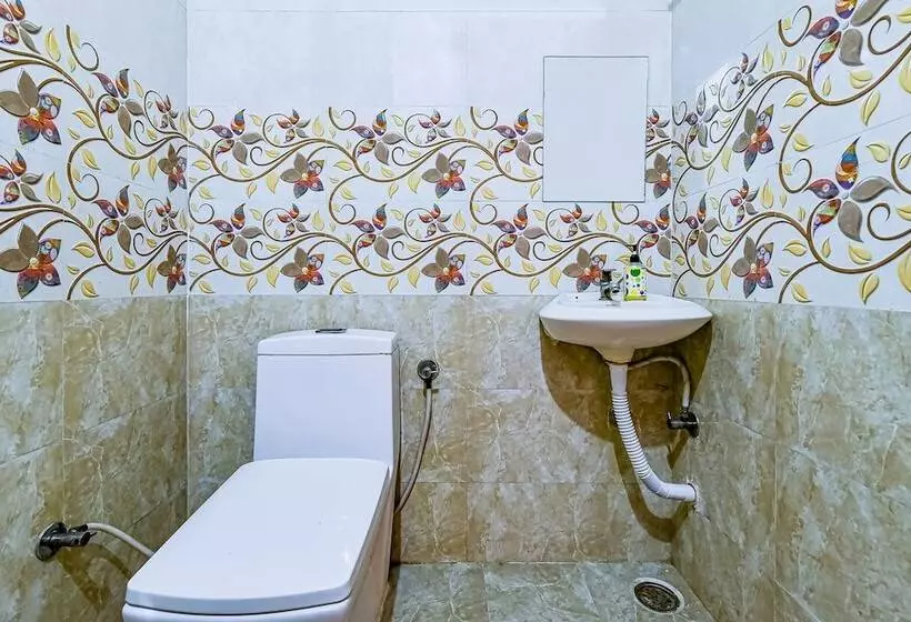 Fabhotel Lavishka Palace