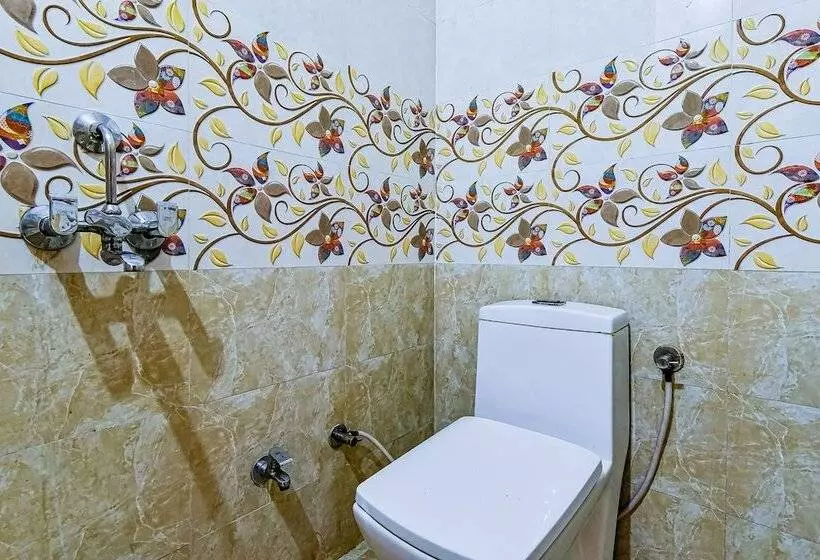 Fabhotel Lavishka Palace