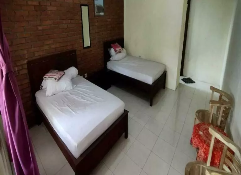 پانسیون Borobudur Kampung Homestay  Markoni
