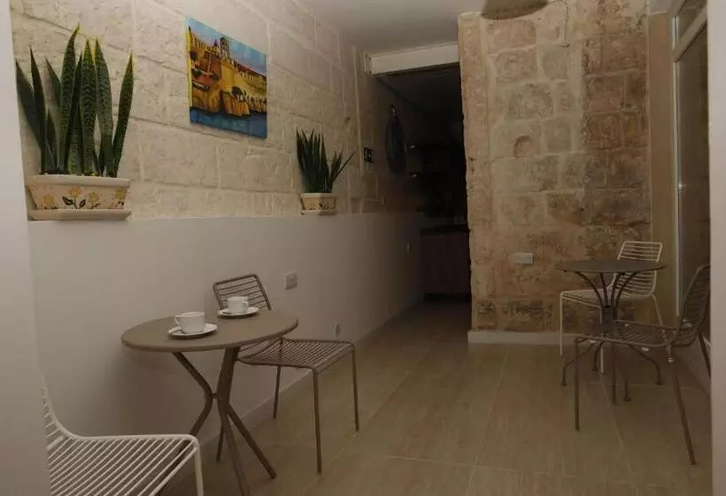 پانسیون Chateau La Vallette   Barrakka Suite