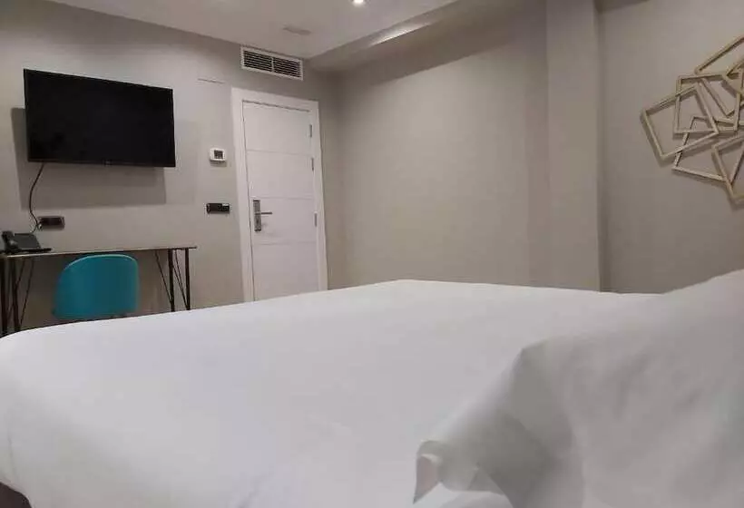 هاستل Micampus Burgos Centro Student Residence