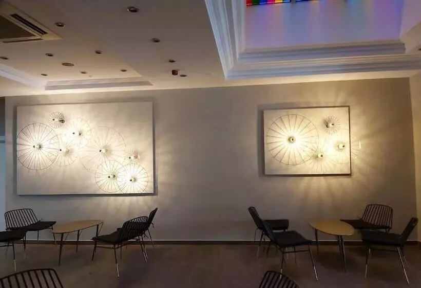 هاستل Micampus Burgos Centro Student Residence