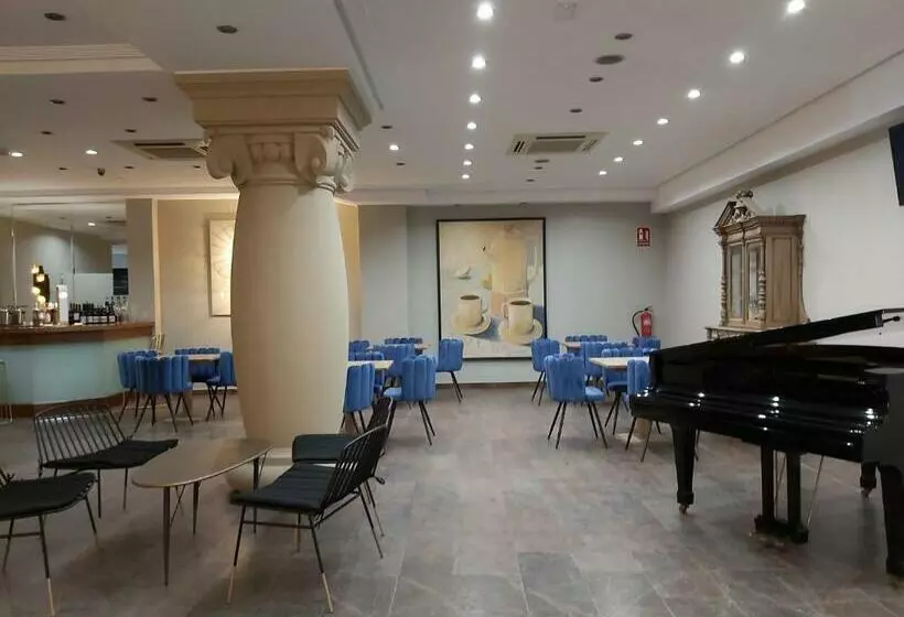 هاستل Micampus Burgos Centro Student Residence