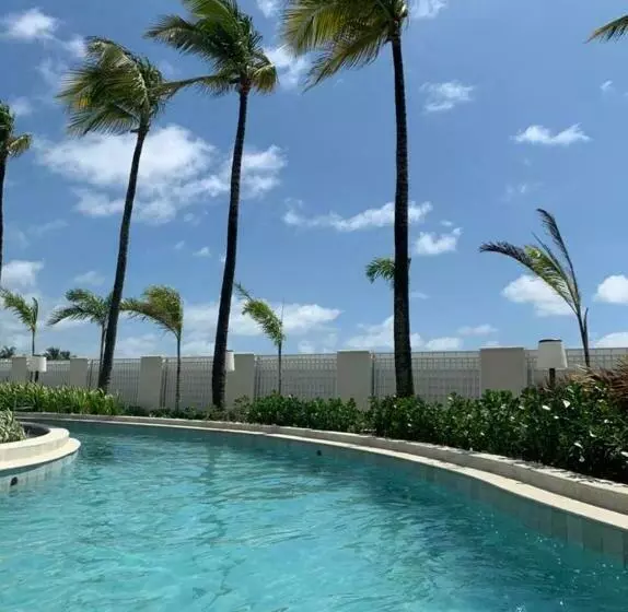 Salinas Exclusive Resort