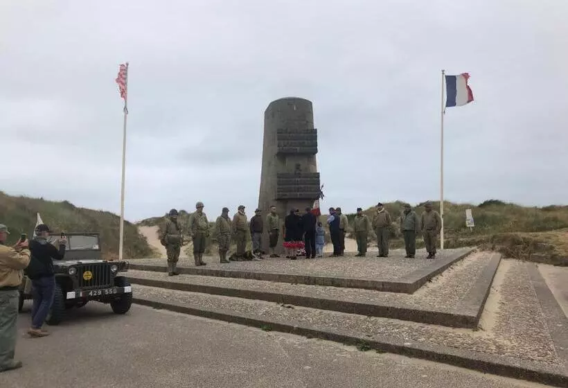 Aamiaismajoitus (B&B) Chambre D Hôtes Le Domaine De La Vallée
