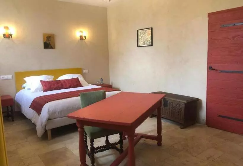 Aamiaismajoitus (B&B) Chambre D Hôtes Le Domaine De La Vallée