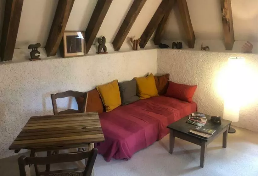 Aamiaismajoitus (B&B) Art En Célé Chambres D Hôtes