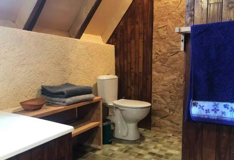 Aamiaismajoitus (B&B) Art En Célé Chambres D Hôtes