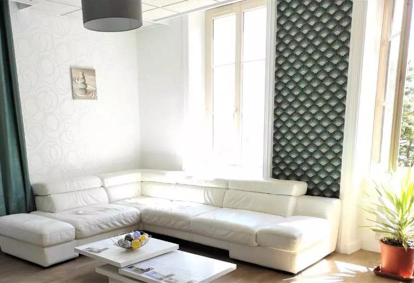 Aamiaismajoitus (B&B) Appartement Oingt   Les Meublés Des Pierres Dorées