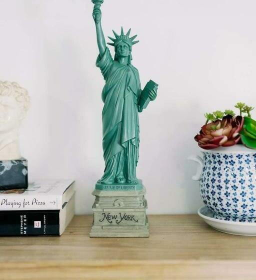 New York Suite Ii At Avida Towers Aspira