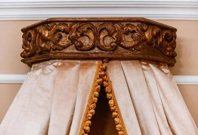 Majatalo La Foresteria Di Palazzo Picedi Benettini