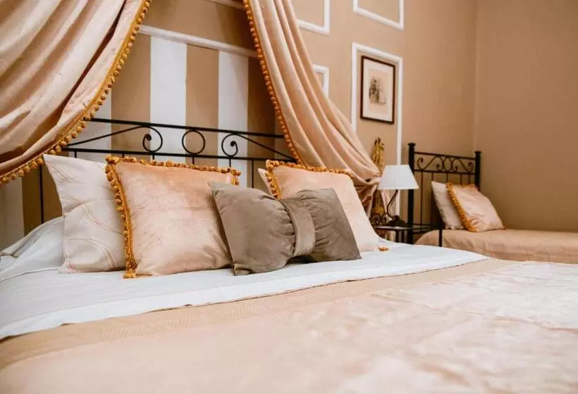 Majatalo La Foresteria Di Palazzo Picedi Benettini