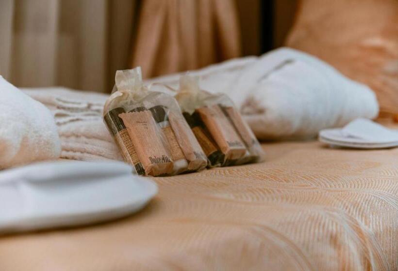 بنسيون La Foresteria Di Palazzo Picedi Benettini