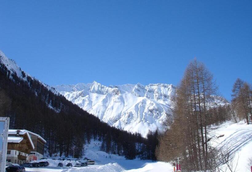 Apart Hotel Garni Alvetern