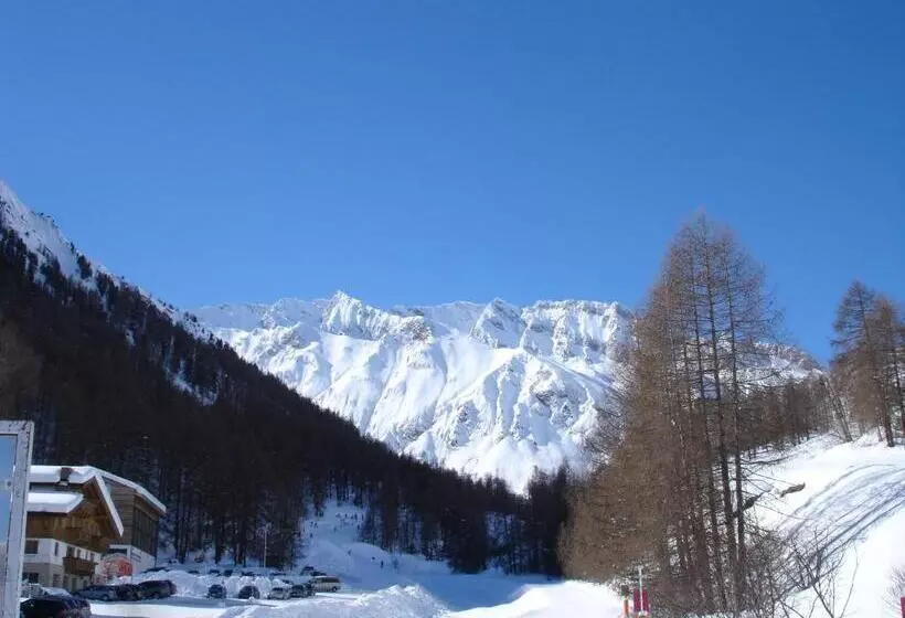 Apart Hotel Garni Alvetern