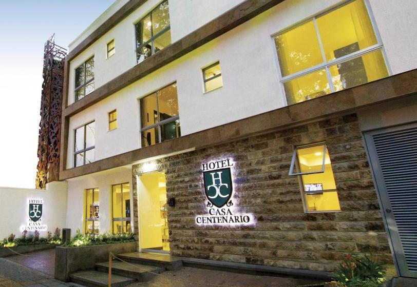 פונדק Casa Centenario