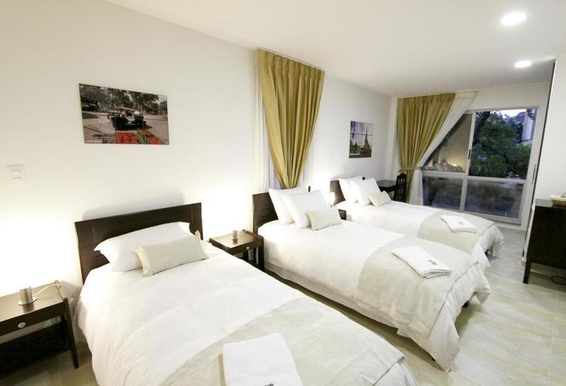 פונדק Casa Centenario