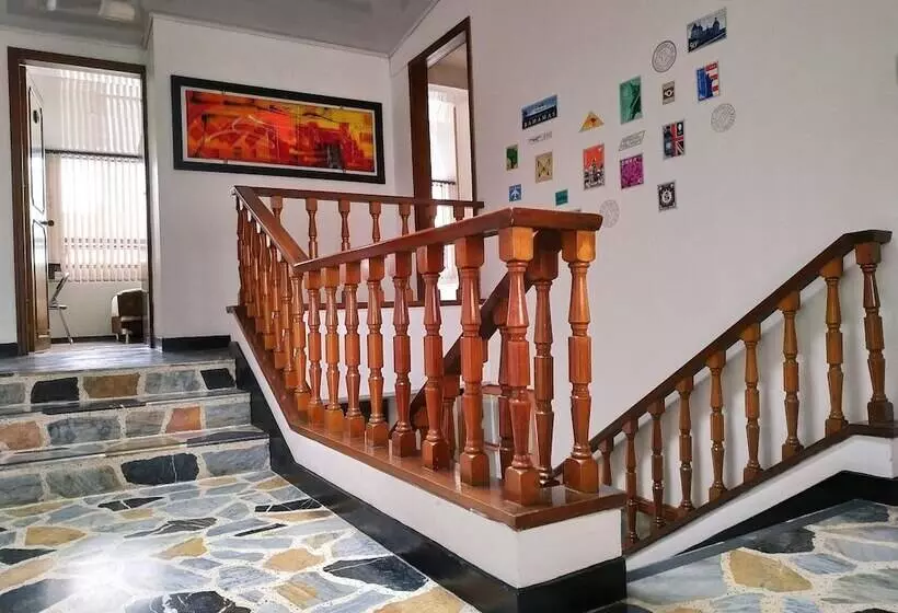 هتل Confort Bogota