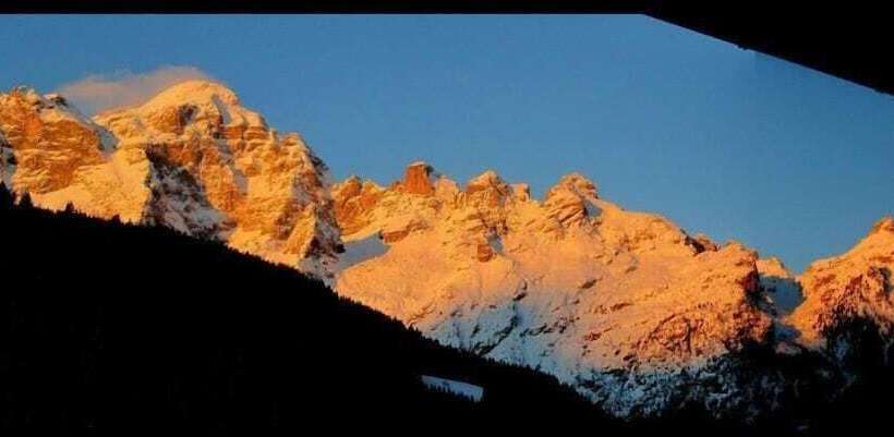 בית מלון כפרי Corona