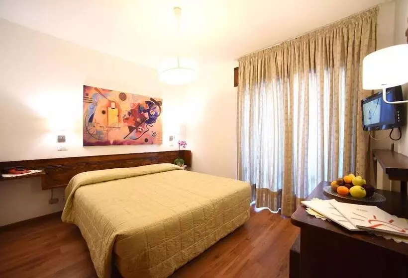 בית מלון כפרי Corona