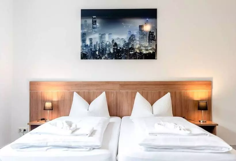 Отель Fresh Inn