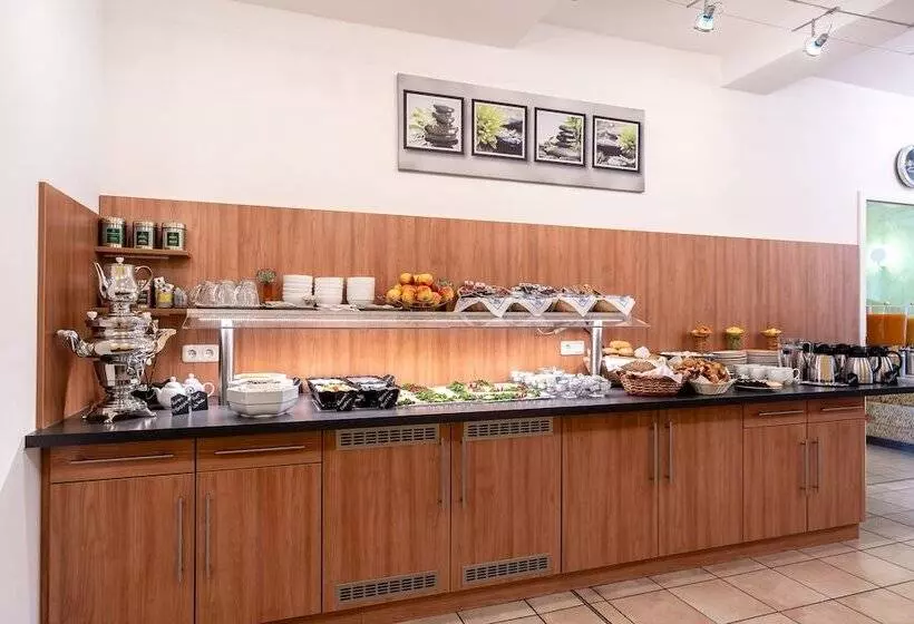 Отель Fresh Inn