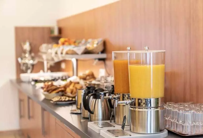 Отель Fresh Inn