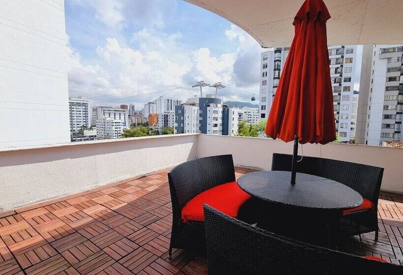 هتل Habitat Suites