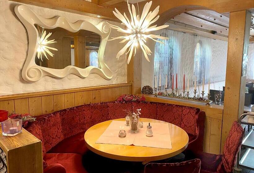 هتل Hellers Twenty Four I 24hcheckin