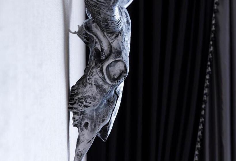 هتل Hellers Twenty Four I 24hcheckin